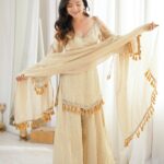 Presenting New Women Ethnic wear Ready to wear Top Bottom with Duppata set