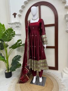 Designer Silk Gown - Image 8