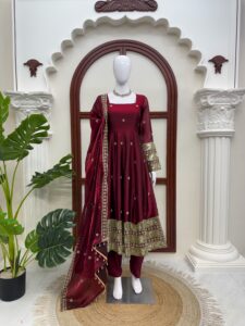 Designer Silk Gown - Image 13