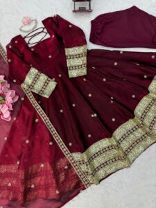 Designer Silk Gown - Image 14
