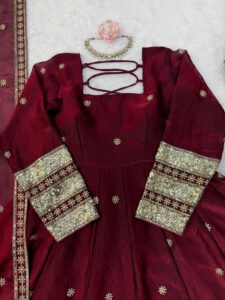 Designer Silk Gown - Image 12